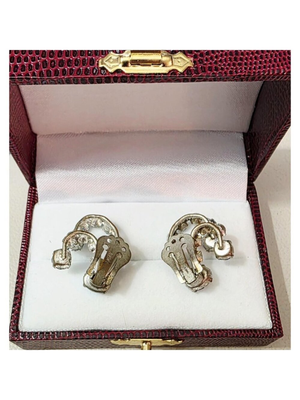 Vintage 1960s Climber Clip-On Aurora Borealis Rhinestone Earrings by Triad - Picture 2 of 3
